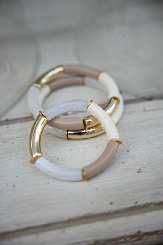 Le bracelet jonc nude doré